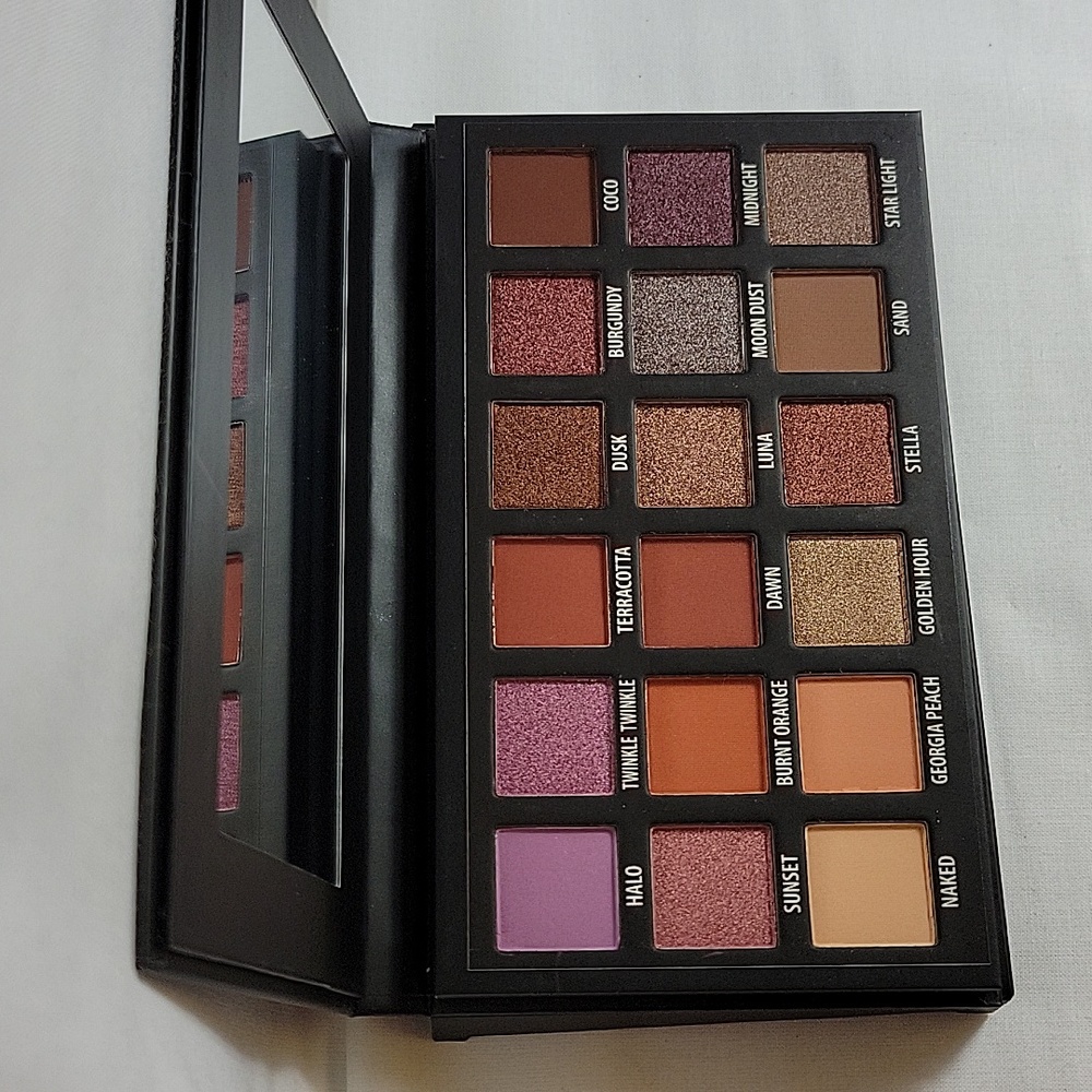 KAB Cosmetics Day + Night Palette